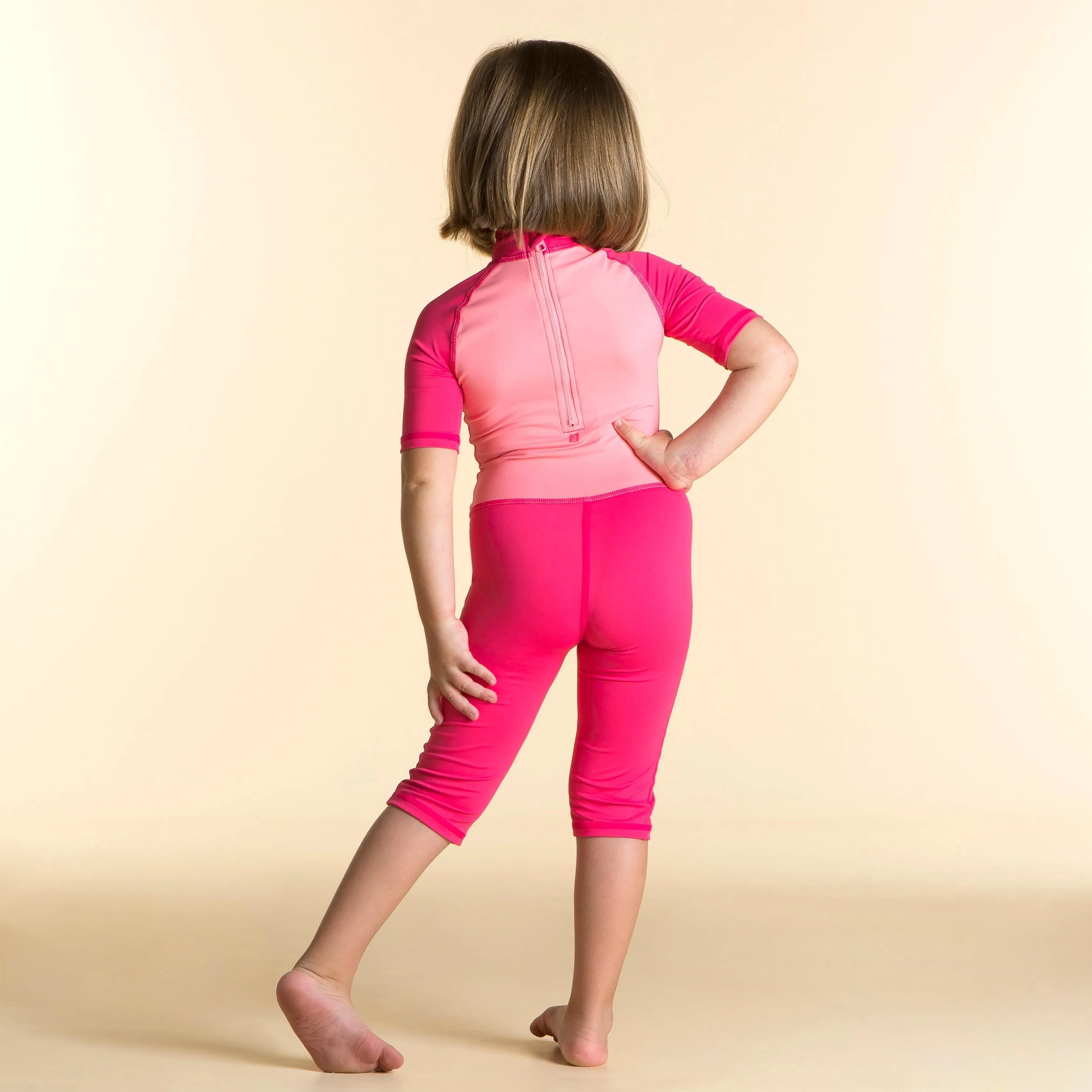 Children's sun protection swimsuit with short sleeves