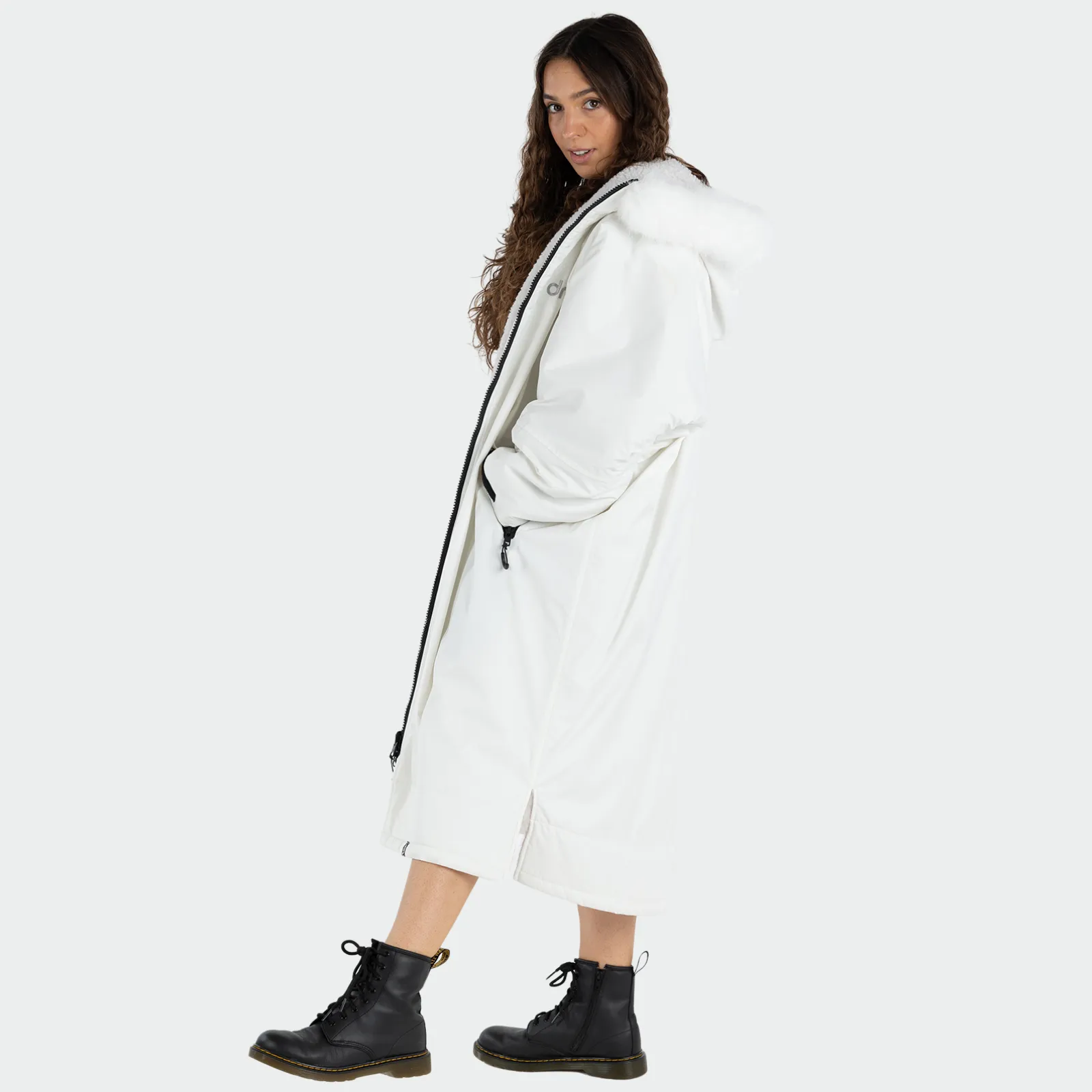 dryrobe Alpine Range Advance Long Sleeve Changing Robe