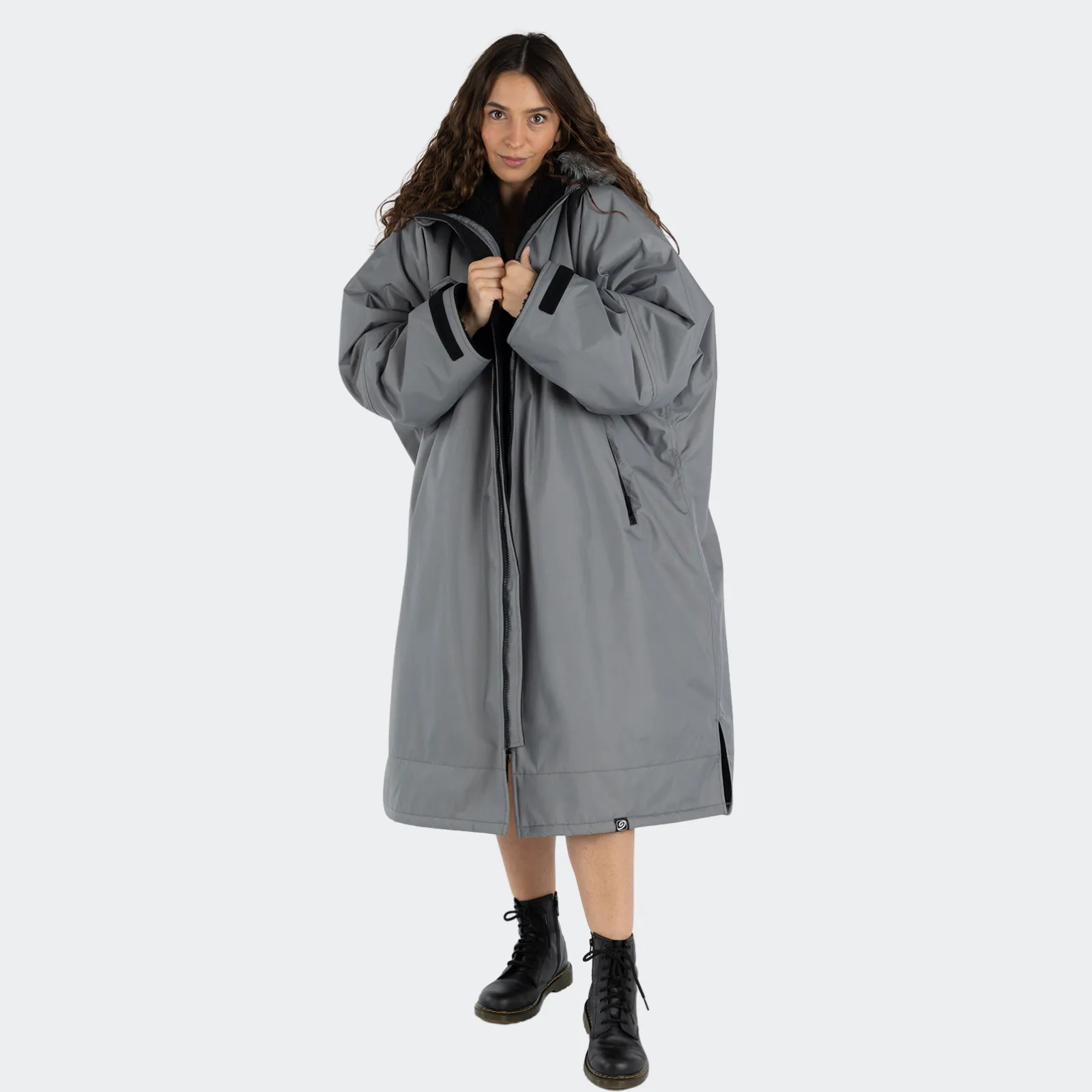 dryrobe Alpine Range Advance Long Sleeve Changing Robe